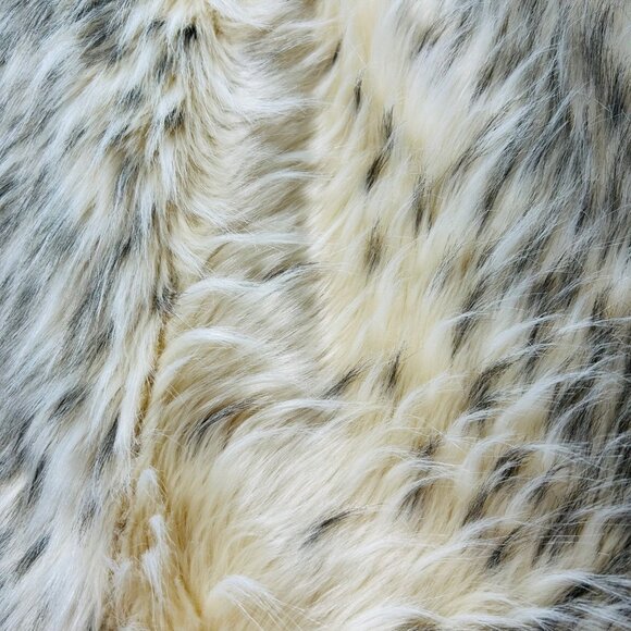 Donna Salyers' Fabulous Furs Womens Small 100 % Faux Fur Cream Vest - Picture 8 of 9